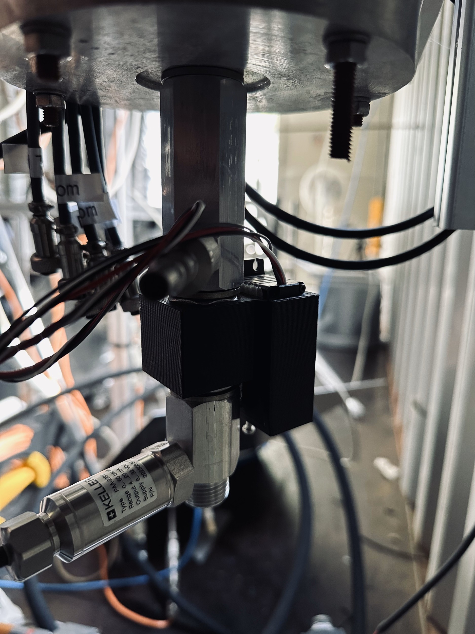 Pressure sensors monitor liquid propellant rocket KELLER Pressure